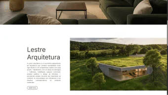 Computador a mostrar website de Lestre Arquitetura